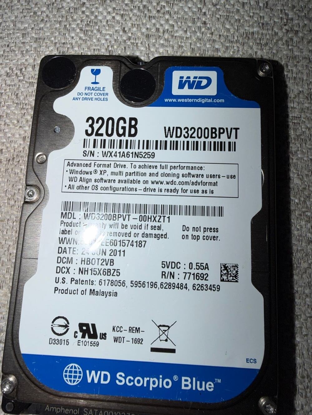 Western Digital Scorpio Blue 320GB 2.5" Hard Drive UNTESTED